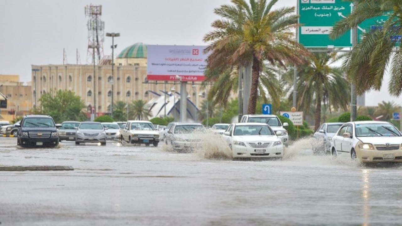  هطول الامطار الرعدية على معظم مناطق المملكة